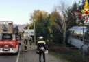 Autobus sbanda e finisce nel giardino di una casa: morto autista