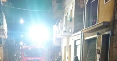 Esplosione ed incendio in un’agenzia di pompe funebri